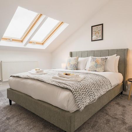 Beautifully Done 5 Bed Barn Conversion In Heswall - Sleeps Up To 10 Ngoại thất bức ảnh