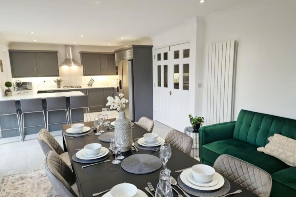 Beautifully Done 5 Bed Barn Conversion In Heswall - Sleeps Up To 10 Ngoại thất bức ảnh