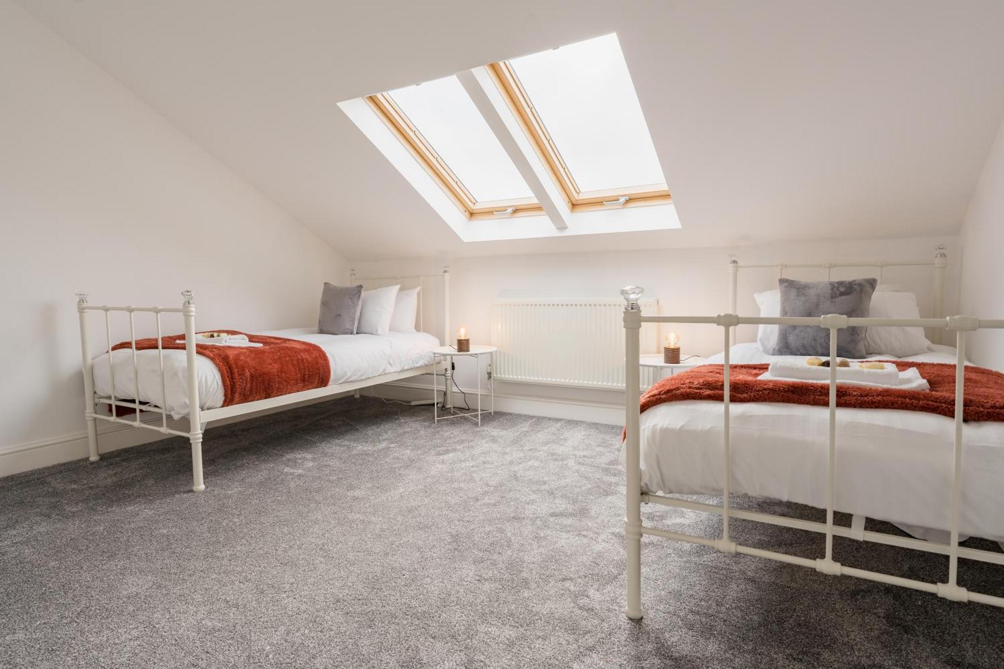 Beautifully Done 5 Bed Barn Conversion In Heswall - Sleeps Up To 10 Ngoại thất bức ảnh