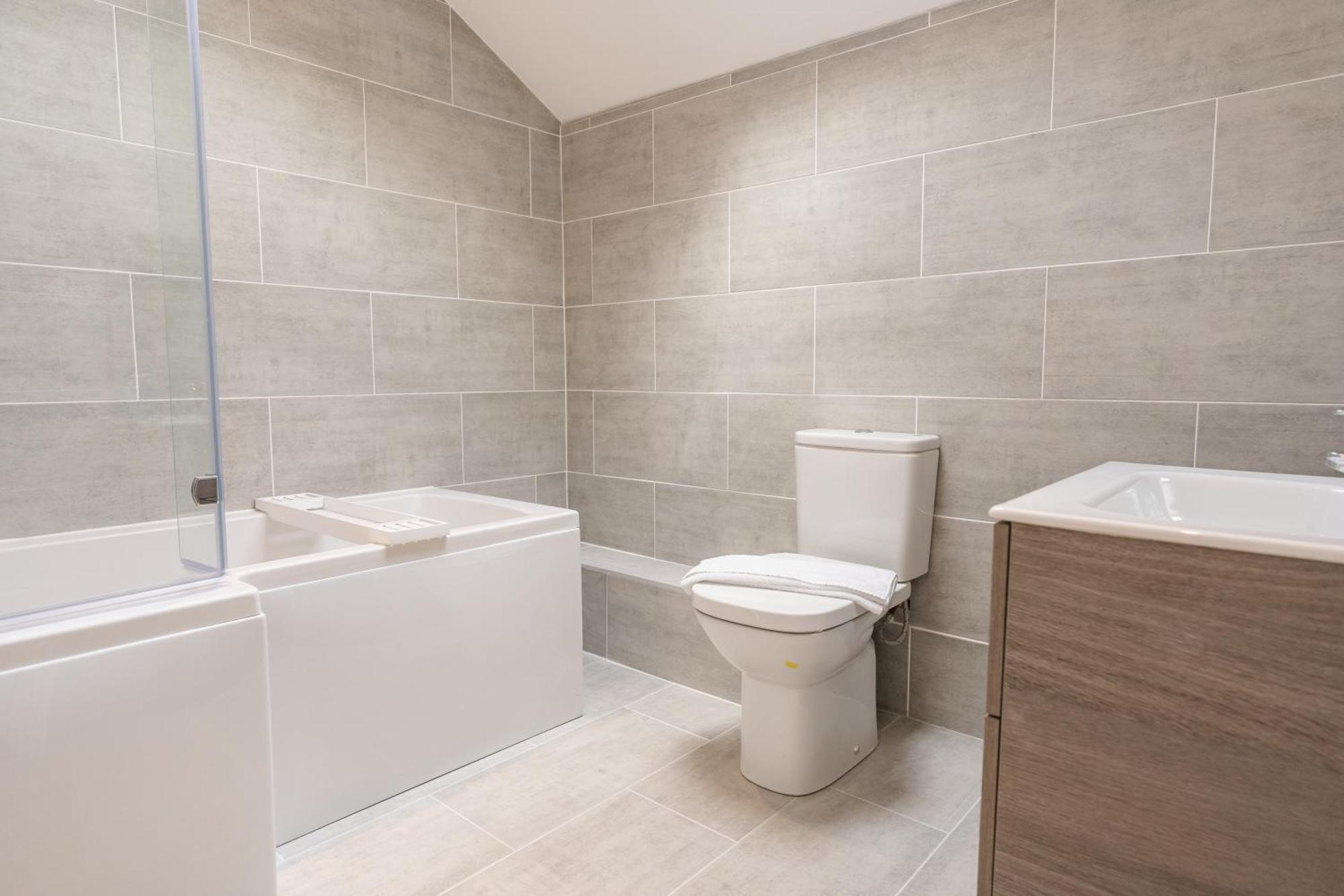 Beautifully Done 5 Bed Barn Conversion In Heswall - Sleeps Up To 10 Ngoại thất bức ảnh